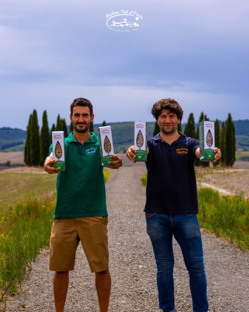 cipressini mulino val d'orcia